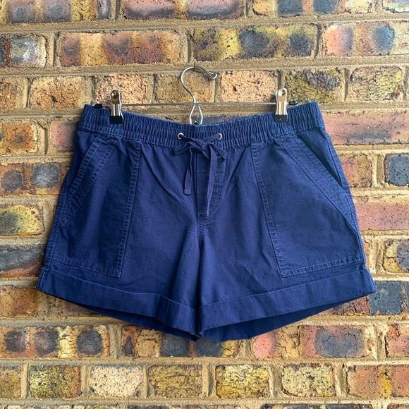 New Natural Reflections cuffed shorts,size M - Picture 2 of 9